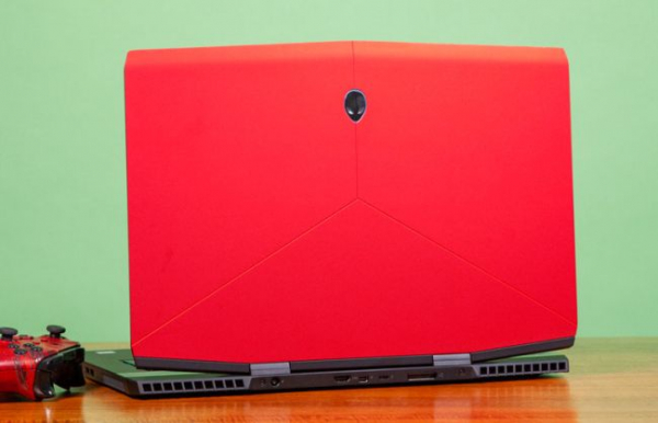 Обзор Alienware M17 (2019)